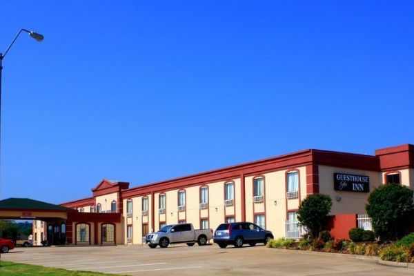GUESTHOUSE INN FORT SMITH (Fort Smith)